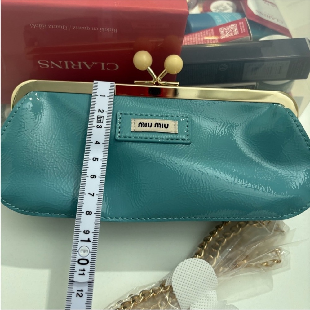 Miu Miu Turquoise Leather Kiss-Lock Crossbody Bag - Picture 8 of 9